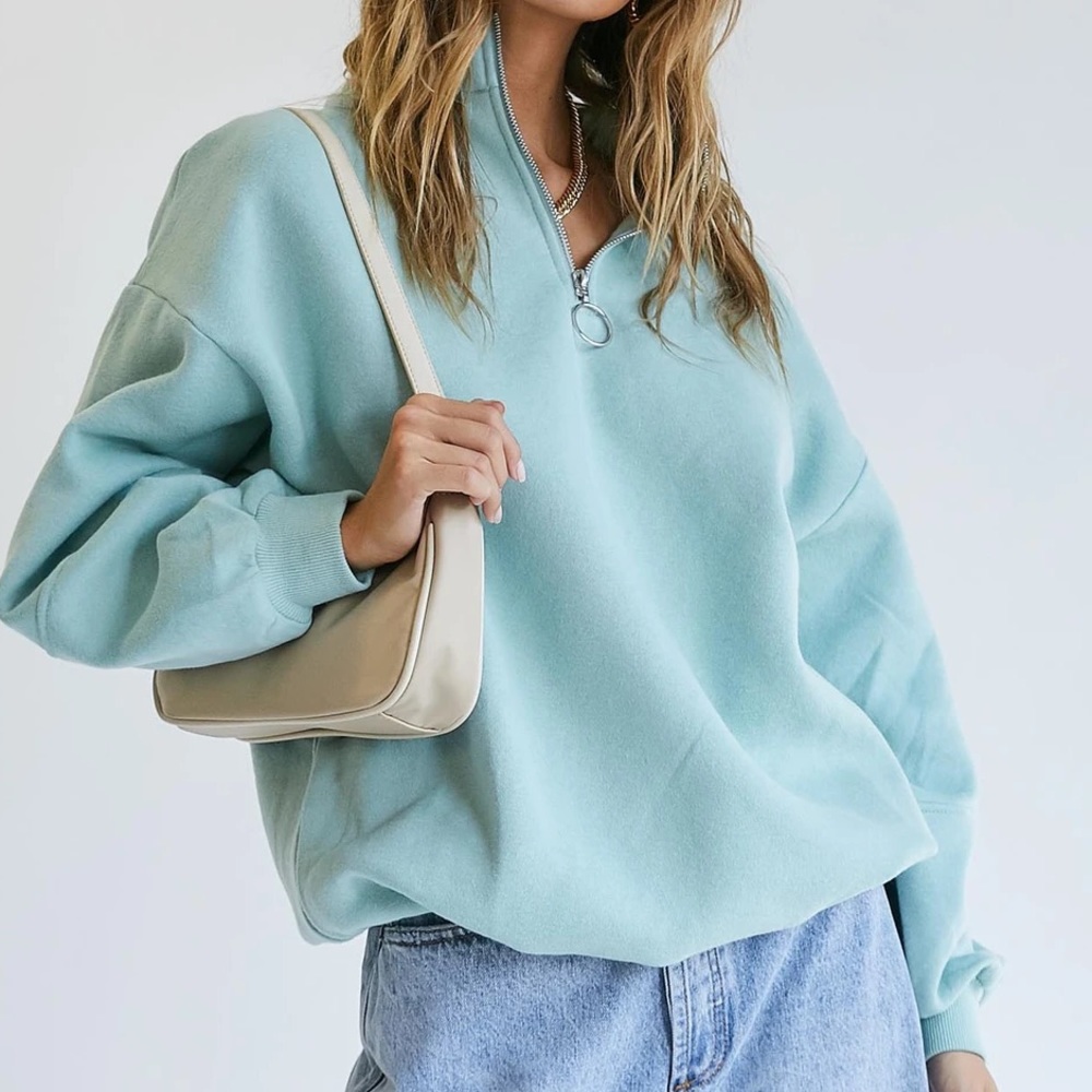 Aster sweater in green Princess Polly